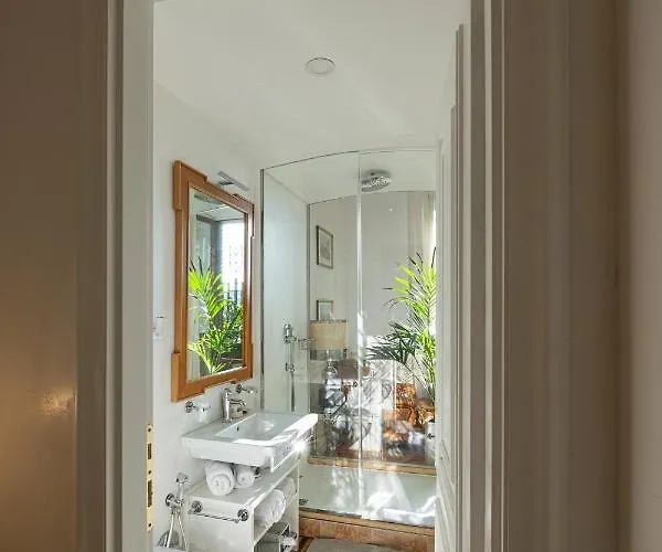 Colosseum Palace Star